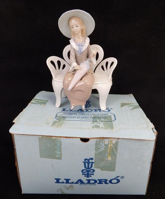 Lladro Figurine Waiting In The Park 1374